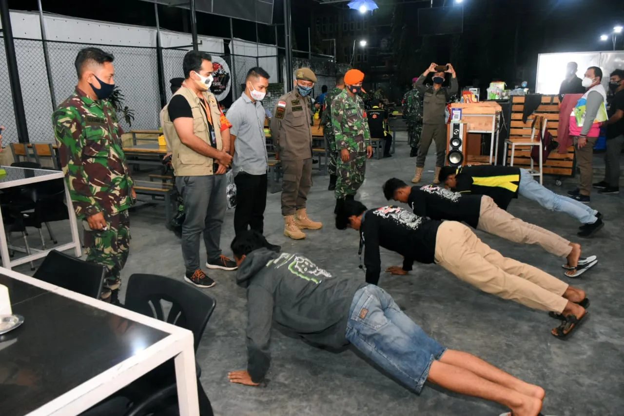 Di Medan, Satgas Covid-19 Sanksi Push Up Pelanggar Protokol Kesehatan
