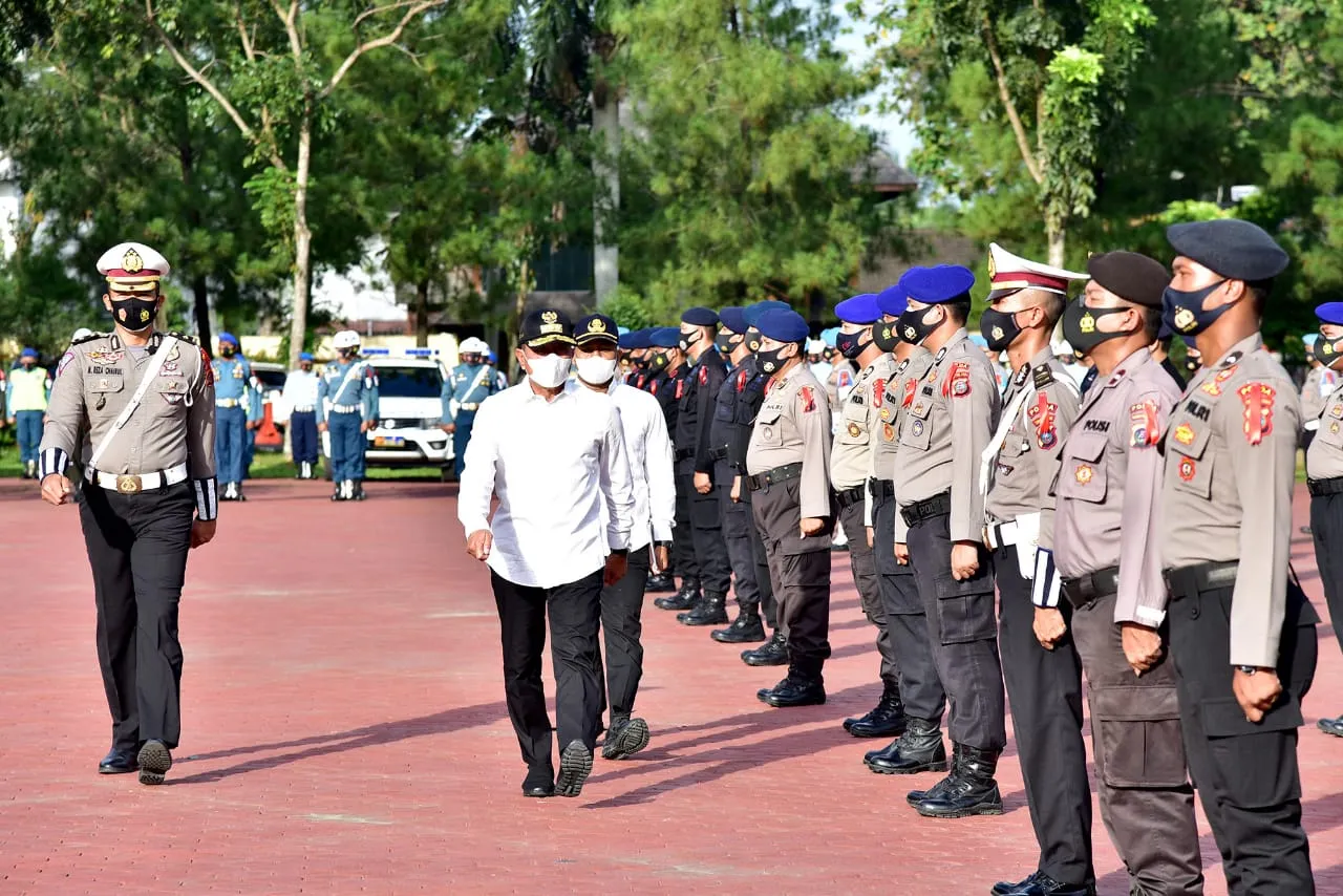Apel Gelar Pasukan Operasi Lilin 2020. Ciptakan Keamanan dan Cegah Klaster Natal-Tahun Baru Covid-19