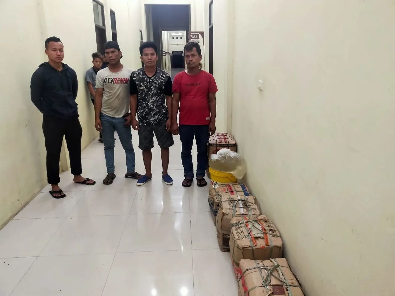 Di Palas, Bawa Tuak Sulingan, Dua Supir dan Kernet Diamankan Polisi
