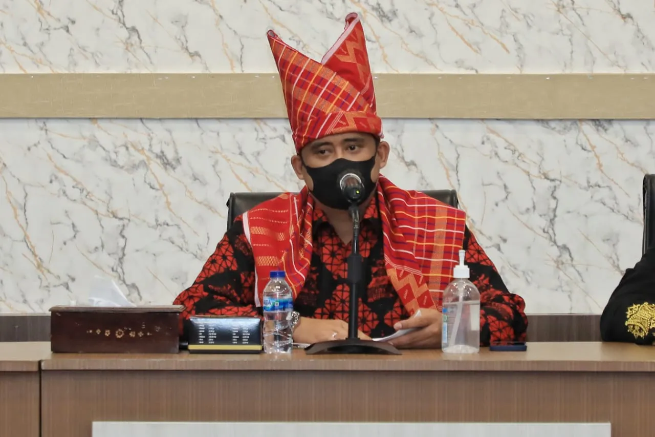 Bobby Minta Direksi BUMD Buktikan Kemampuan
