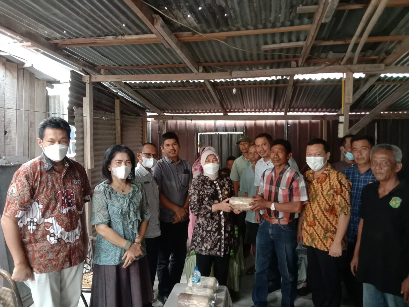 Kelompok Tani Nusa Jadi Medan Labuhan Terima Bantuan Rumah Jamur