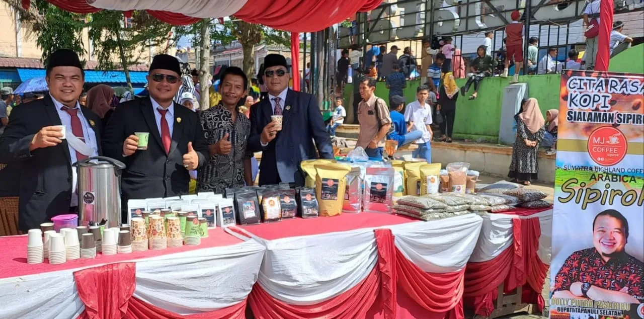77 Tahun RI, Pemkab Tapsel Sediakan Kopi Gratis