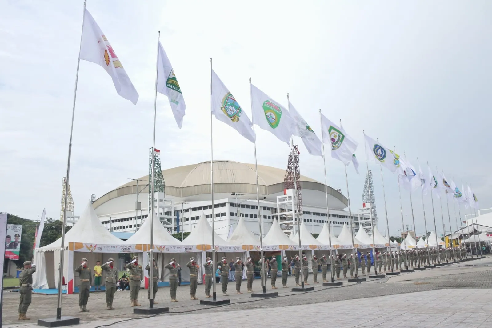 39 Bendera Kontingen PON XXI Berkibar, Ini Kebanggan Sumut.
