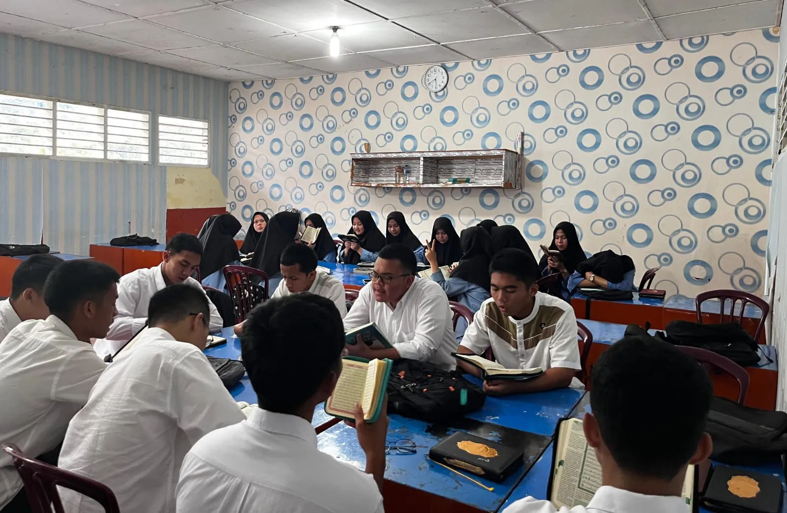 Pesantren Darul Mursyid Ikuti Program Indonesia Khatam Al-Qur’an 2025