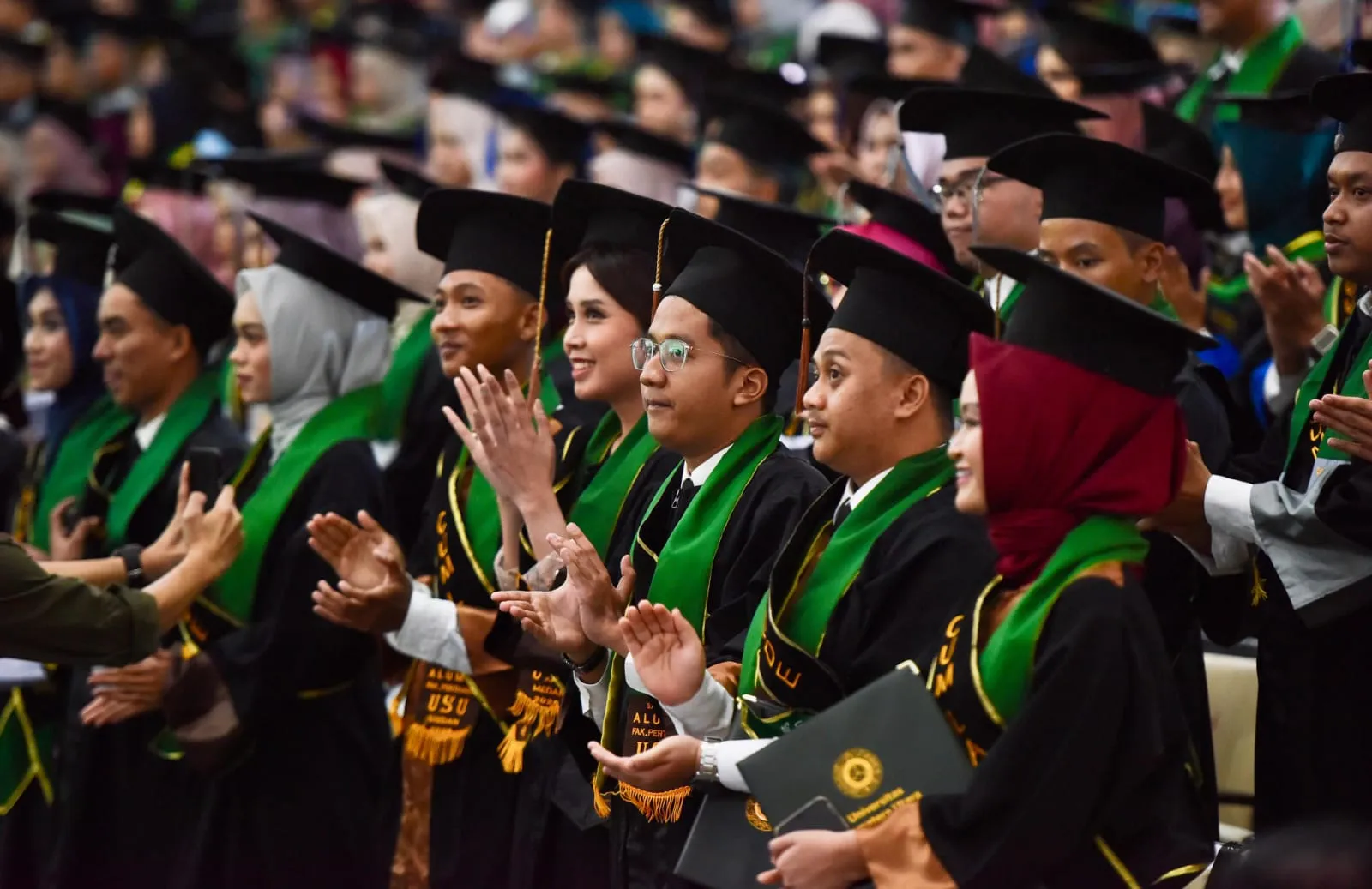 1.898 Wisudawan USU Dikukuhkan.Rektor Ingatkan Pengaruh Teknologi Dominasi Dunia Kerja