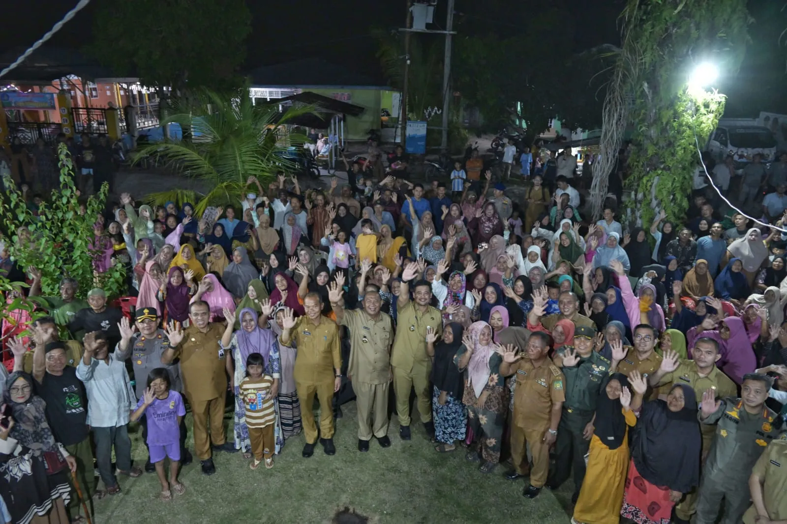 Bobby Nasution Serap Aspirasi Masyarakat Pulau Kampai, Akan Bangun Puskesmas