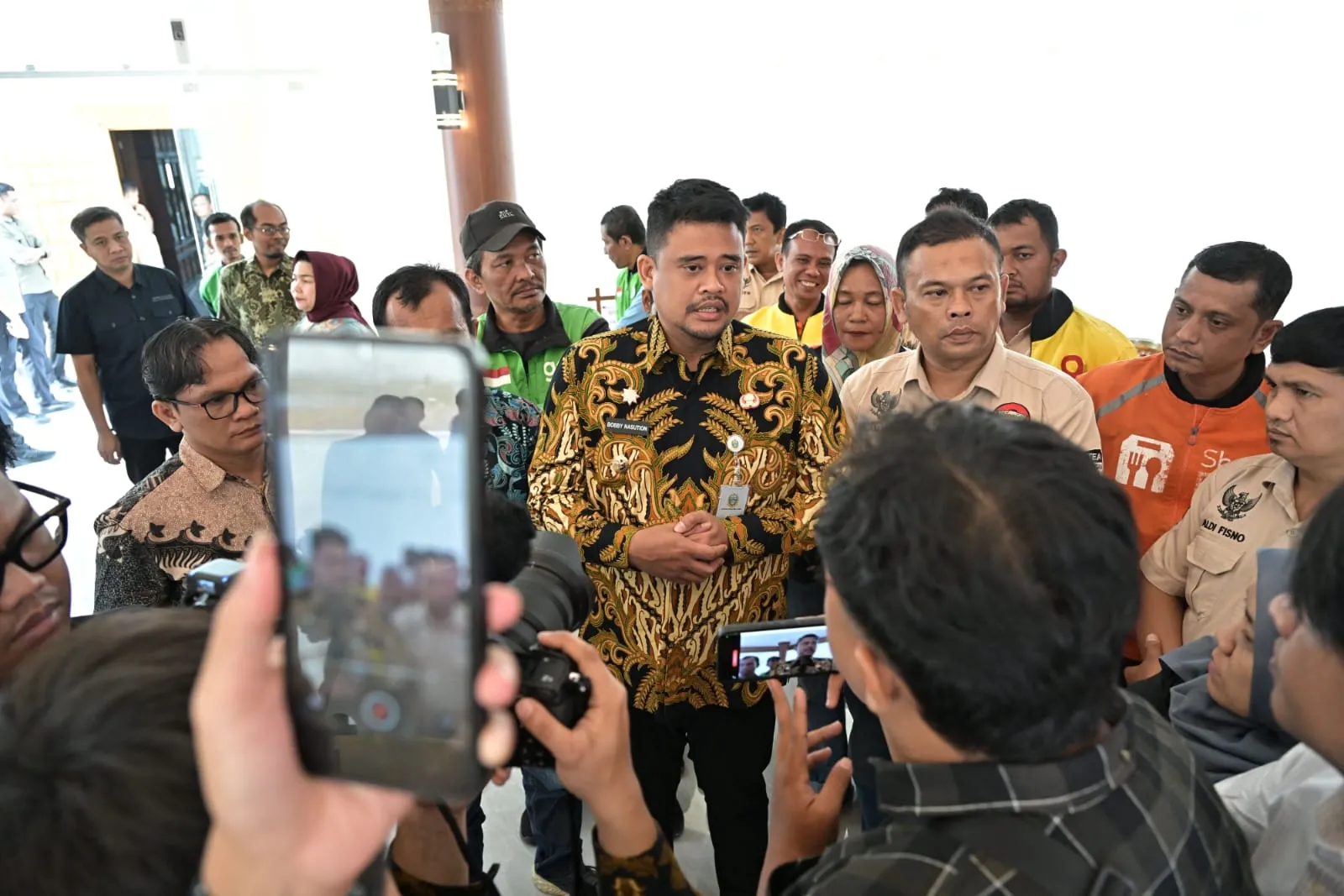 Bobby Nasution Bentuk Satgas Mengatasi Perang Tarif Ojol