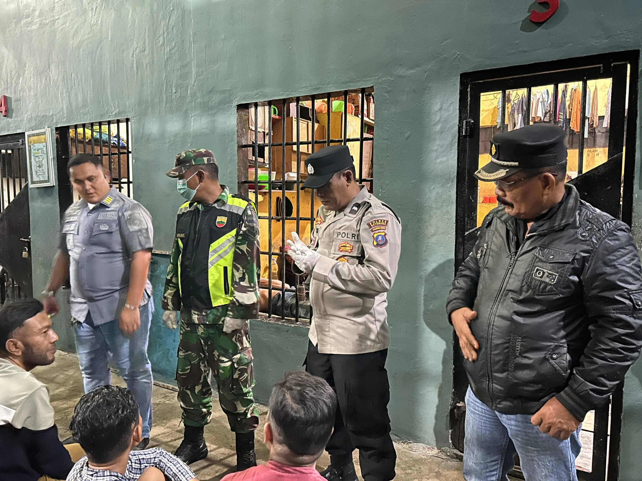 Lapas Labuhan Ruku Gelar Razia Gabungan Bersama TNI dan Polri