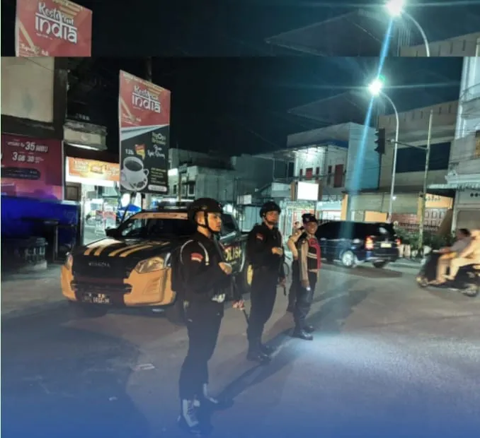 Operasi Ketupat Toba 2026 : Brimob Sumut Siaga Amankan Aktivitas Masyarakat di Parapat