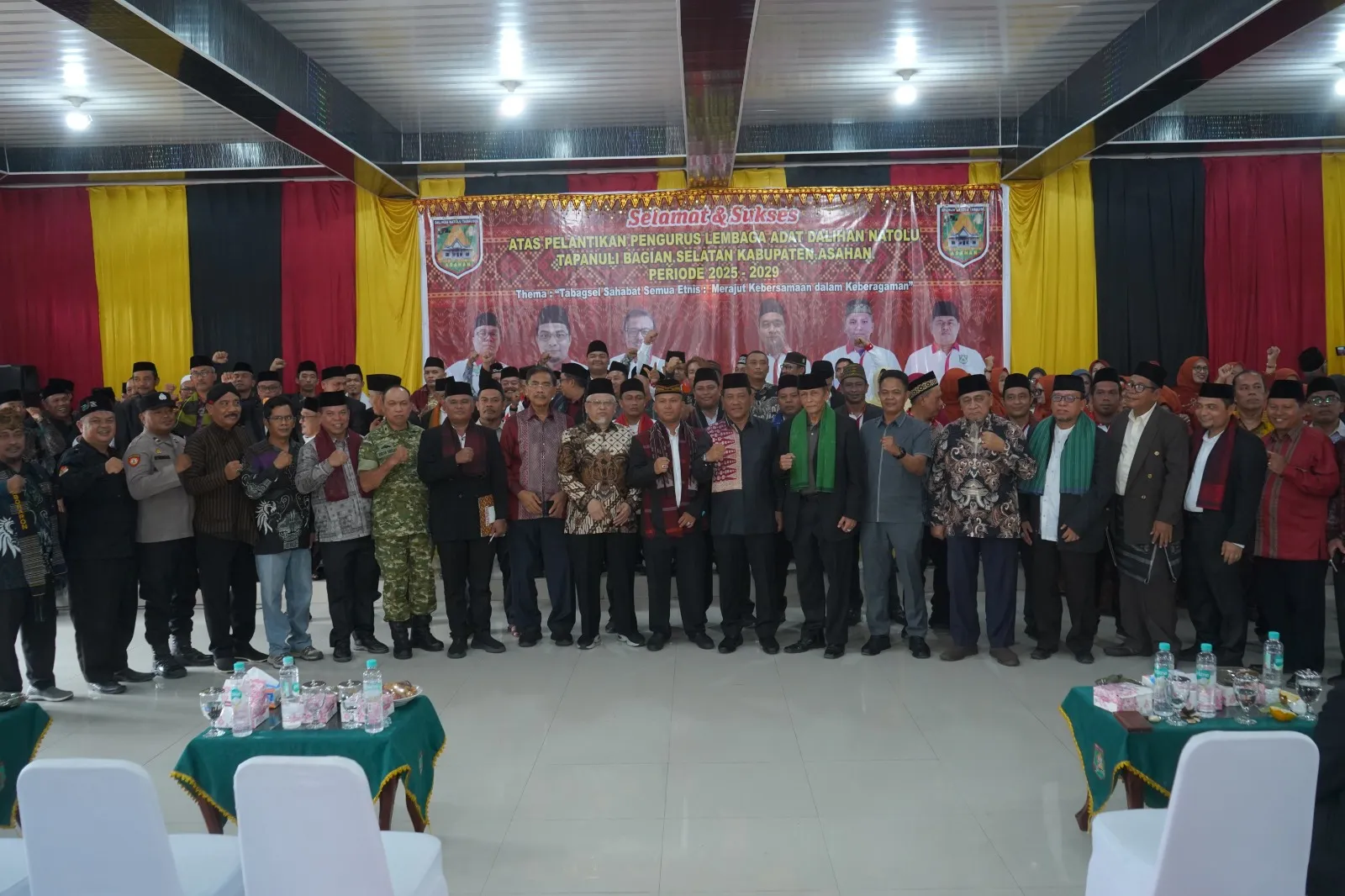 Aspem M. Azmi Ismail Hadiri Pelantikan Pengurus Lembaga Adat Dalihan Natolu Tabagsel Kabupaten Asahan periode 2025-2029