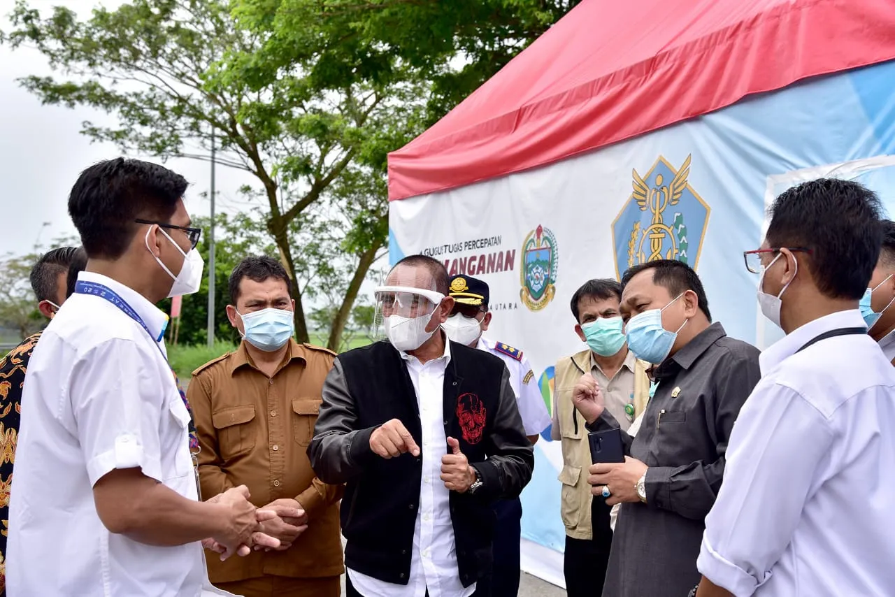 Edy Rahmayadi Cek Pos Pemeriksaan Covid-19 Bandara Kualanamu