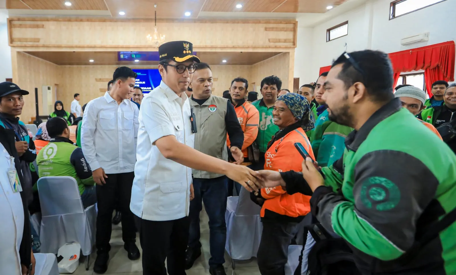 Ribuan Driver Ojol  di Medan Terima Kartu BPJS