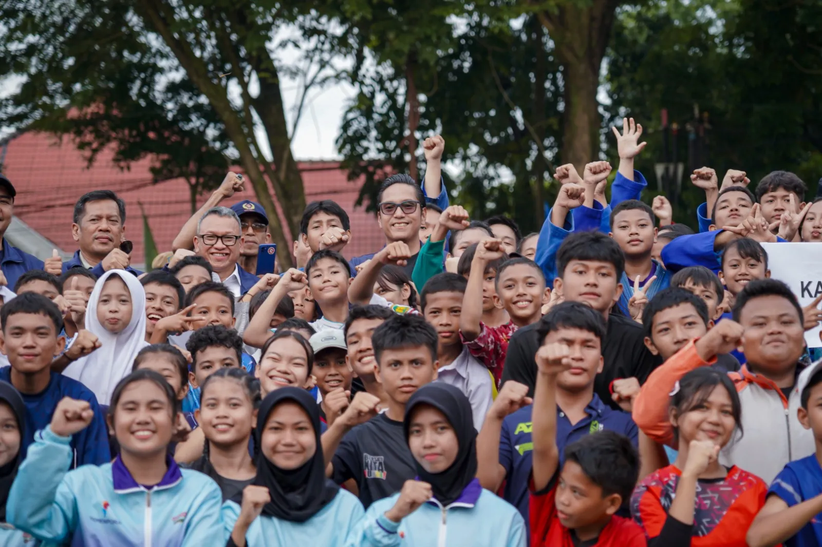 1.100 Atlet Pelajar Ramaikan Popkot Medan 2026,Rico Waas Beri Semangat Sportif