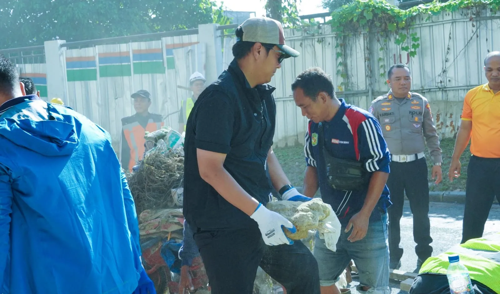 Gotong Royong Massal Stadion Teladan,Medan Siap Tuan Rumah Piala AFF U-19