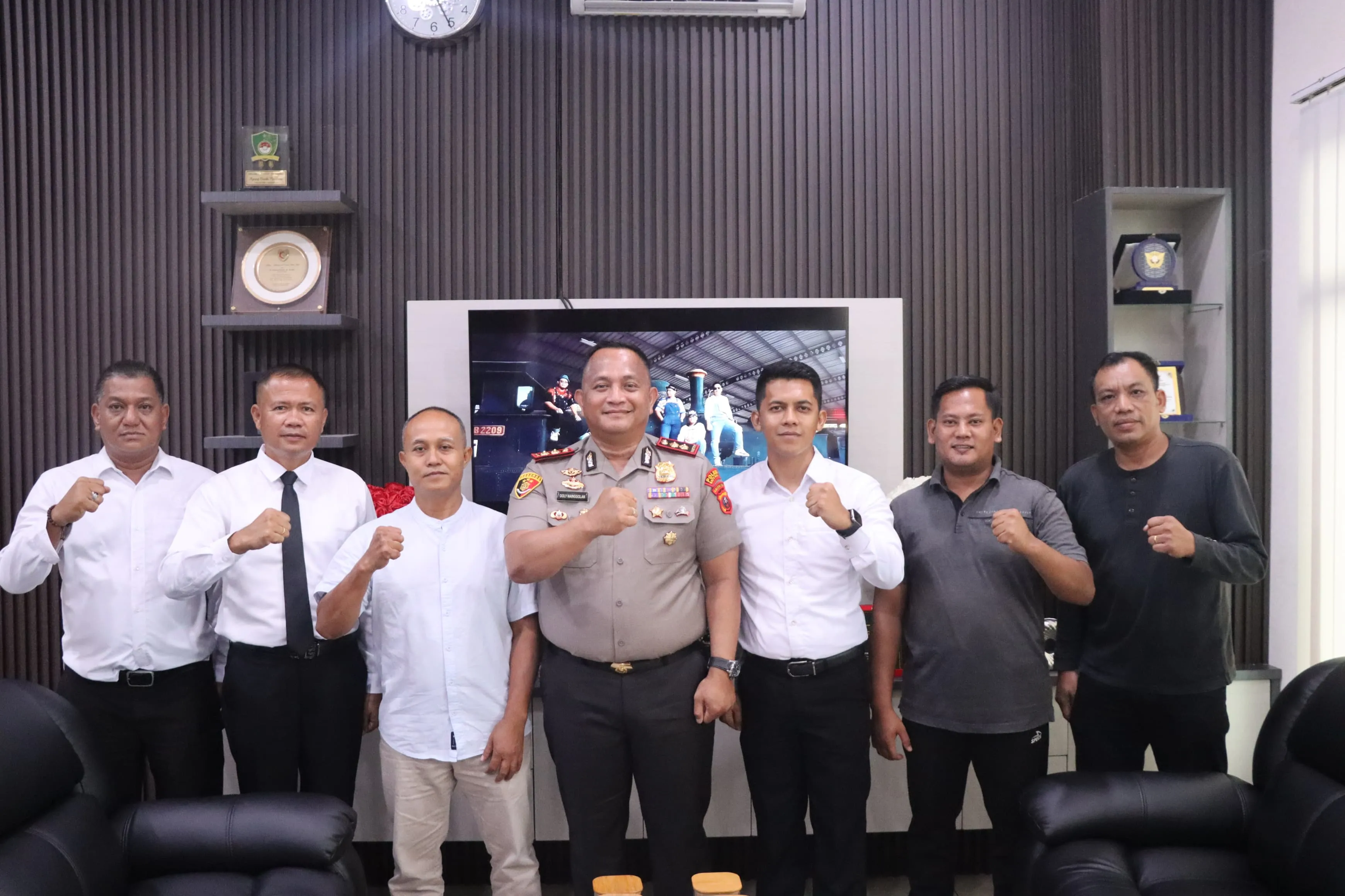 Kapolres Batu Bara Dukung Pembinaan Atlet Muda, Terima Audiensi IPSI Jelang Kejuaraan Usia Dini 2026