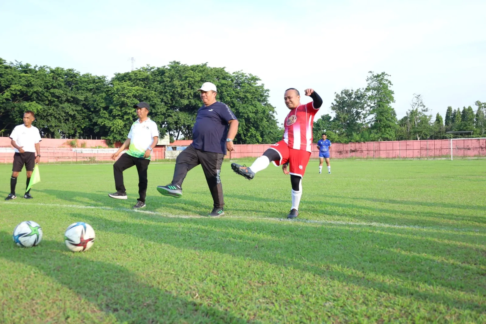 Bupati Asahan Taufik Zainal Abidin Buka Turnamen Sepak Bola Antar Instansi dan Organisasi Kemahasiswaan/Kepemudaan
