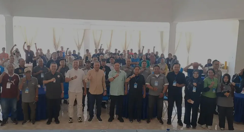 Raker FWP di Parapat, Gubernur Bobby Nasution Dorong Profesionalisme Wartawan