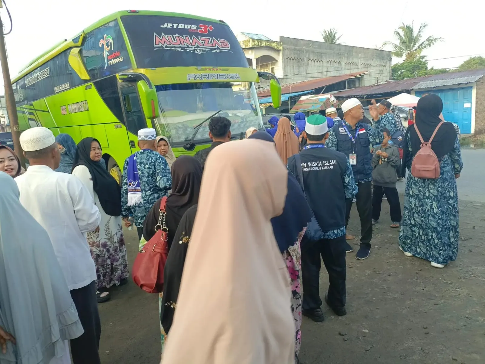 Posisi Dollar Melambung, Zein Wisata Islami Berangkatkan 130 Jamaah Umroh,Jamaah Bersyukur Dapat Subsidi