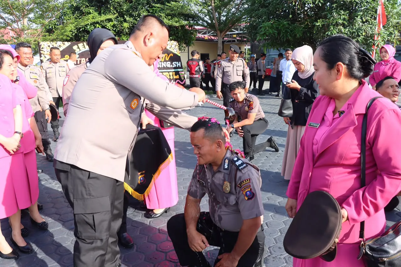 34 Personel Naik Pangkat, Kapolres Batu Bara Tekankan Profesionalisme dan Pelayanan Presisi