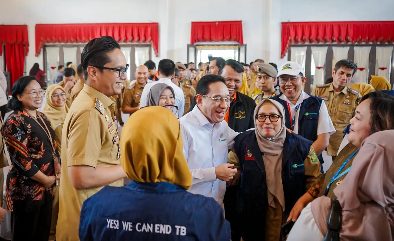 Wamenkes dan Wamendagri Tinjau Skrining TB, Rico Waas Tegaskan Komitmen Pemko Medan Percepat Penanggulangan TB