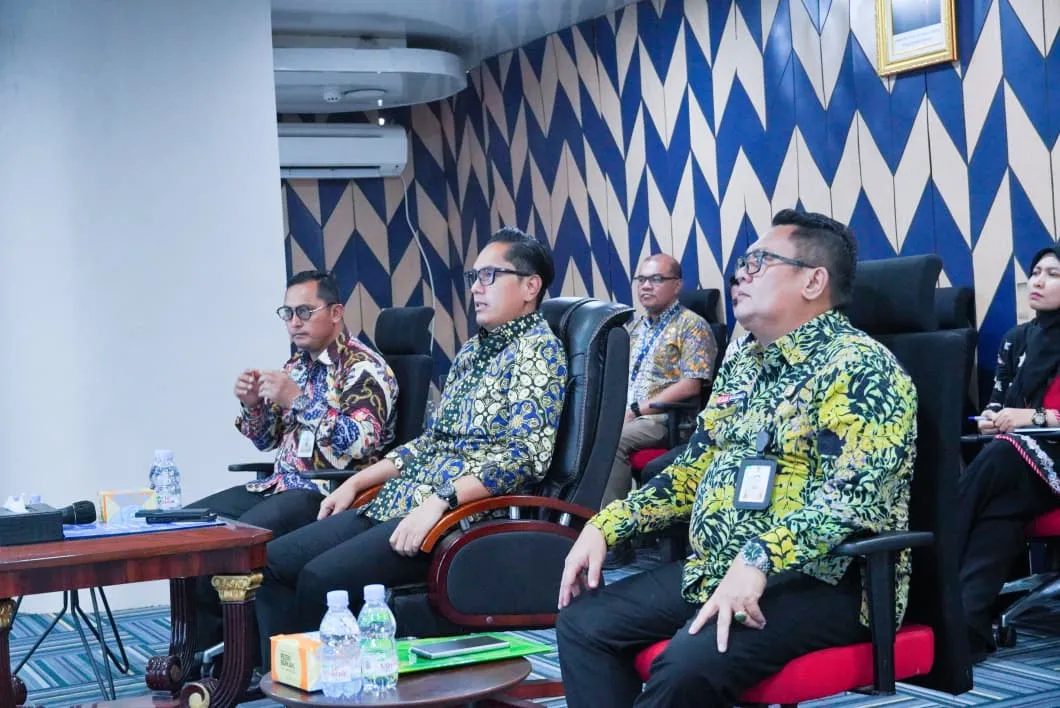 Rico Waas : MBG Investasi Sumber Daya Manusia dan Mesin Penggerak Ekonomi Warga
