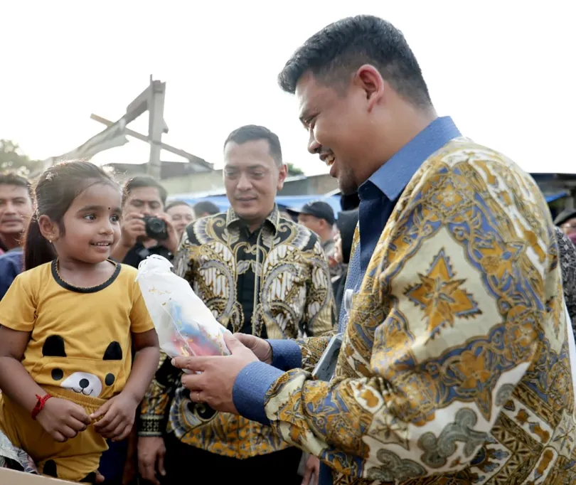 Bobby Nasution Pastikan Rumah Korban Puting Beliung di Medan Johor Dibangun Kembali