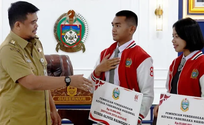 Bobby Nasution Beri Semangat Dua Putra-Putri Sumut Lolos Paskibraka Nasional