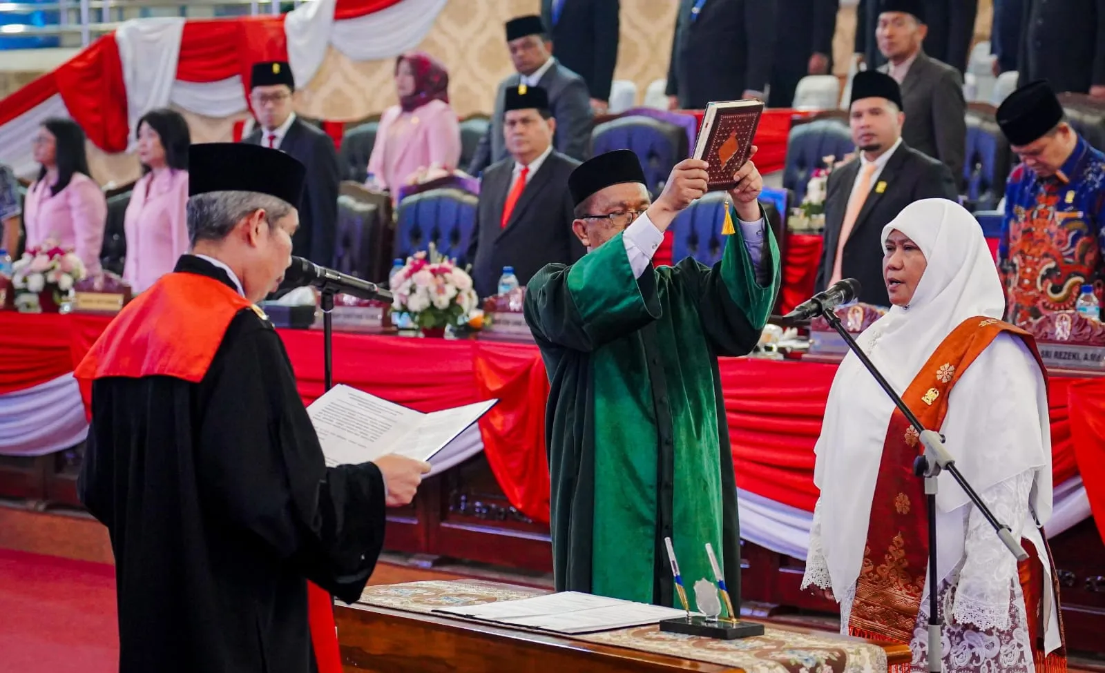 Sri Rezeki Gantikan Rajudin Sagala Wakil Ketua DPRD Medan