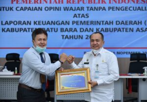 Bupati Batu Bara Kembali Menerima Penghargaan WTP