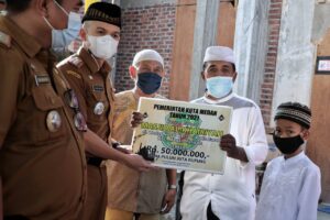 Masjid Al Khairiyah Medan Petisah Terima Bantuan Pemko Medan Melalui Safari Ramadhan