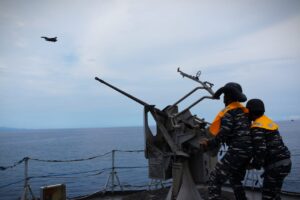 Interoperability TNI AL dan TNI AU, Hancurkan Armada Laut Lawan