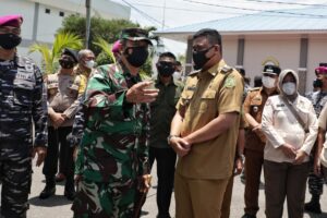 Bobby dan KSAL Tinjau Vaksinasi Mako Lantamal I Belawan