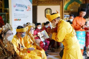 Malam Ramah Tamah PIMNAS USU dalam Balutan Kemilau Adat Melayu