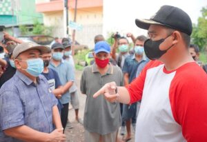 Warga Lapor Bobby, Kepling Langsung Kembalikan Uang Pungli