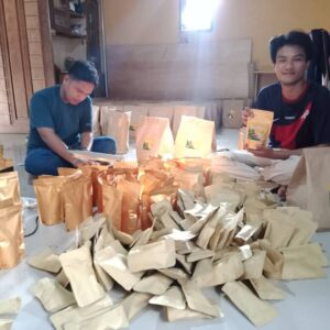 Raup Jutaan Rupiah Lewat Bandrek