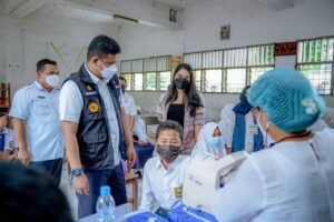 Bobby Nasution Bawa Medan Sebagai Daerah Tertinggi Vaksinasi Pelajar