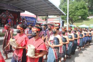 Festival Toba Kaldera Unesco Global Geopark Tampilkan Lomba Menari dan Kuliner Tradisional