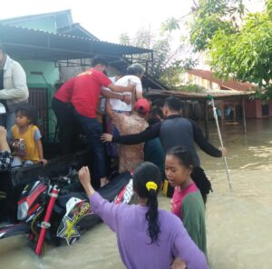Ribuan Rumah Terendam Banjir, Pemko Tebing Tinggi Evakuasi dan Salurkan Bantuan
