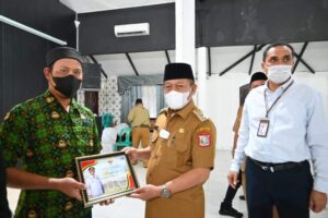 Plt.Wali Kota Tanjungbalai Serahkan 1750 Bantuan.