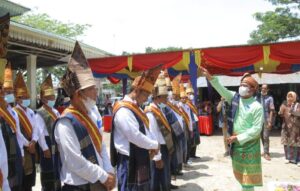 Bupati Sergai Hadiri Penabalan 16 Penghulu Adat Kerajaan Negeri Padang