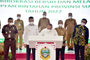 Penandatangan Zona Integritas Jajaran Pemprov Sumut