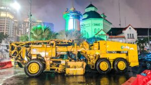 Alat Berat Siaga di Lapangan Merdeka Medan