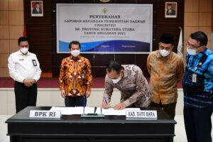 Pemkab Batu Bara Serahkan LKPD Un-Audited T.A 2021 Ke BPK Sumut