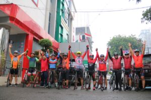 Tempuh 43 Km, Kakanwil Kemenkumham Bersepeda ke Kantor 