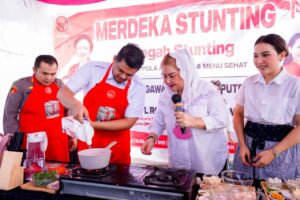 Bobby Nasution Masak Menu Stunting