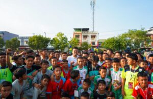 Bobby Motivasi Anak-Anak Medan Jadi Pemain Sepak Bola Handal