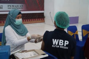 Rutan I Medan Gandeng BIN Vaksinasi Warga Binaan