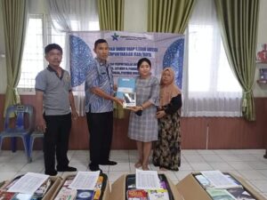 Perpusnas RI Serahkan Bantuan Buku Untuk Perpustakaan Sibolga 