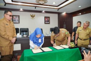 1 Desember, Warga Medan Berobat Pakai KTP