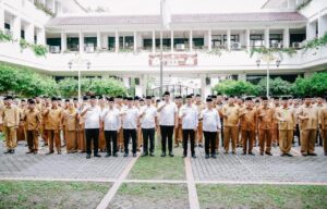 225 Pejabat Administrasi dan Pengawas Pemko Medan Dilantik